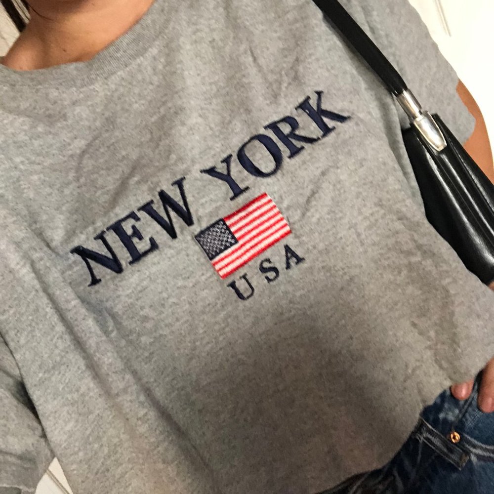 Crop top with embroidery oversized